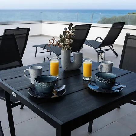 Onar Seaside Experience *